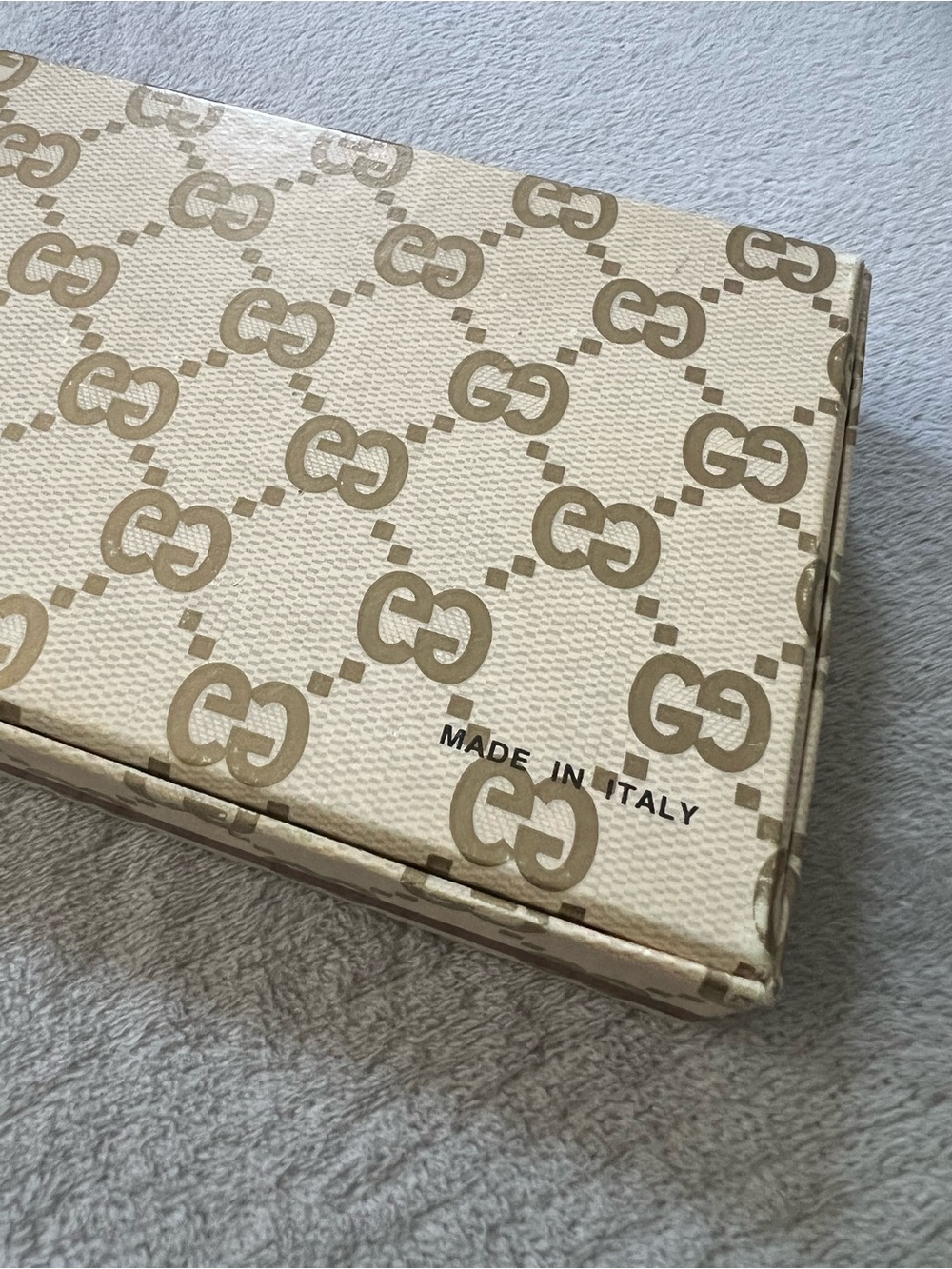 Gucci Accessory Box - Picture 8 of 8